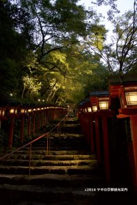 貴船神社の燈篭