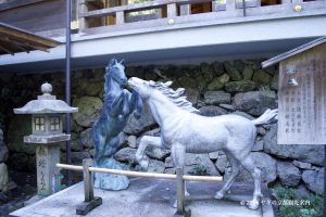 貴船神社の絵馬の碑