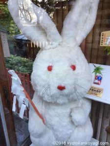 地主神社のうさぎさん